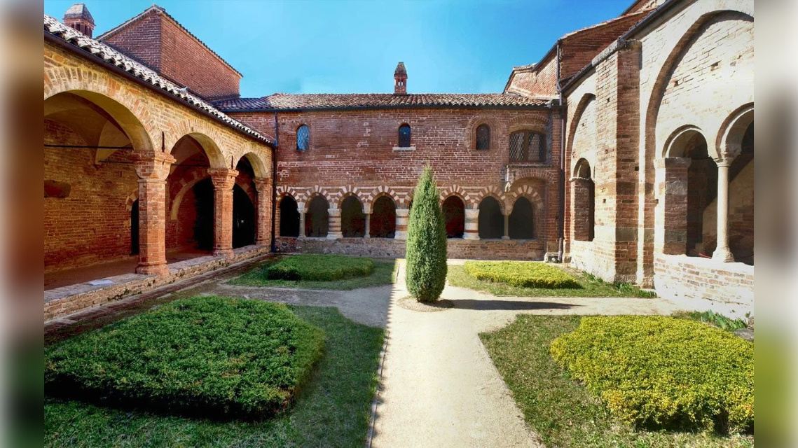 Intorno a Castelnuovo Don Bosco - Tra Colline, Storia e Vini Pregiati
